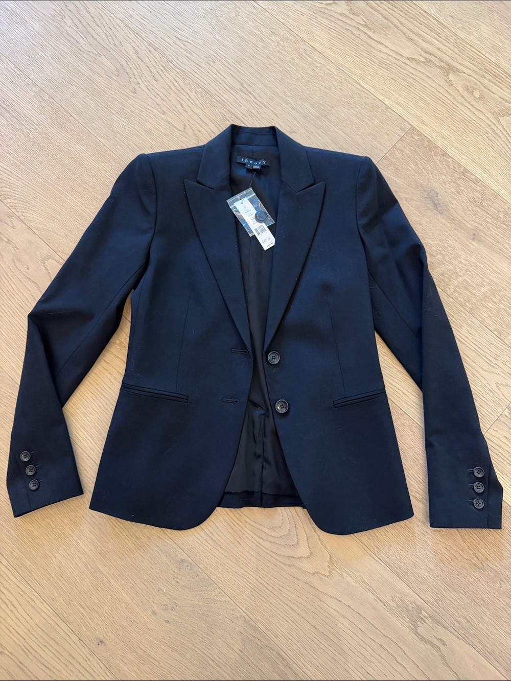 NWT Theory Women's Black Suit Jacket